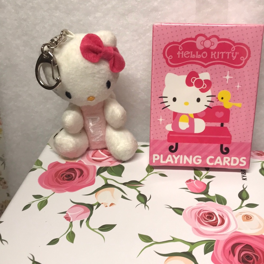 Hello kitty set Vintage belt loop Hello Kitty Pez case w/ playing card - Japan
